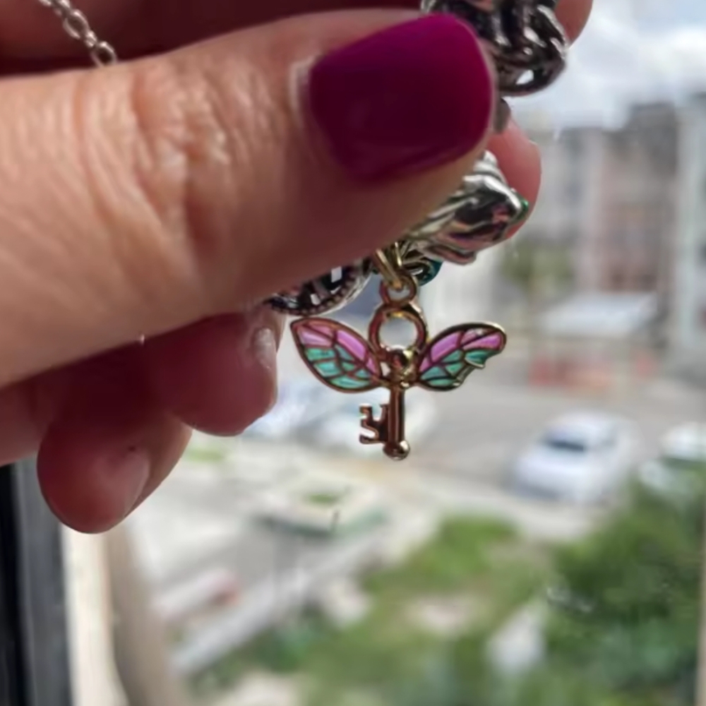 Harry Potter winged key pendant